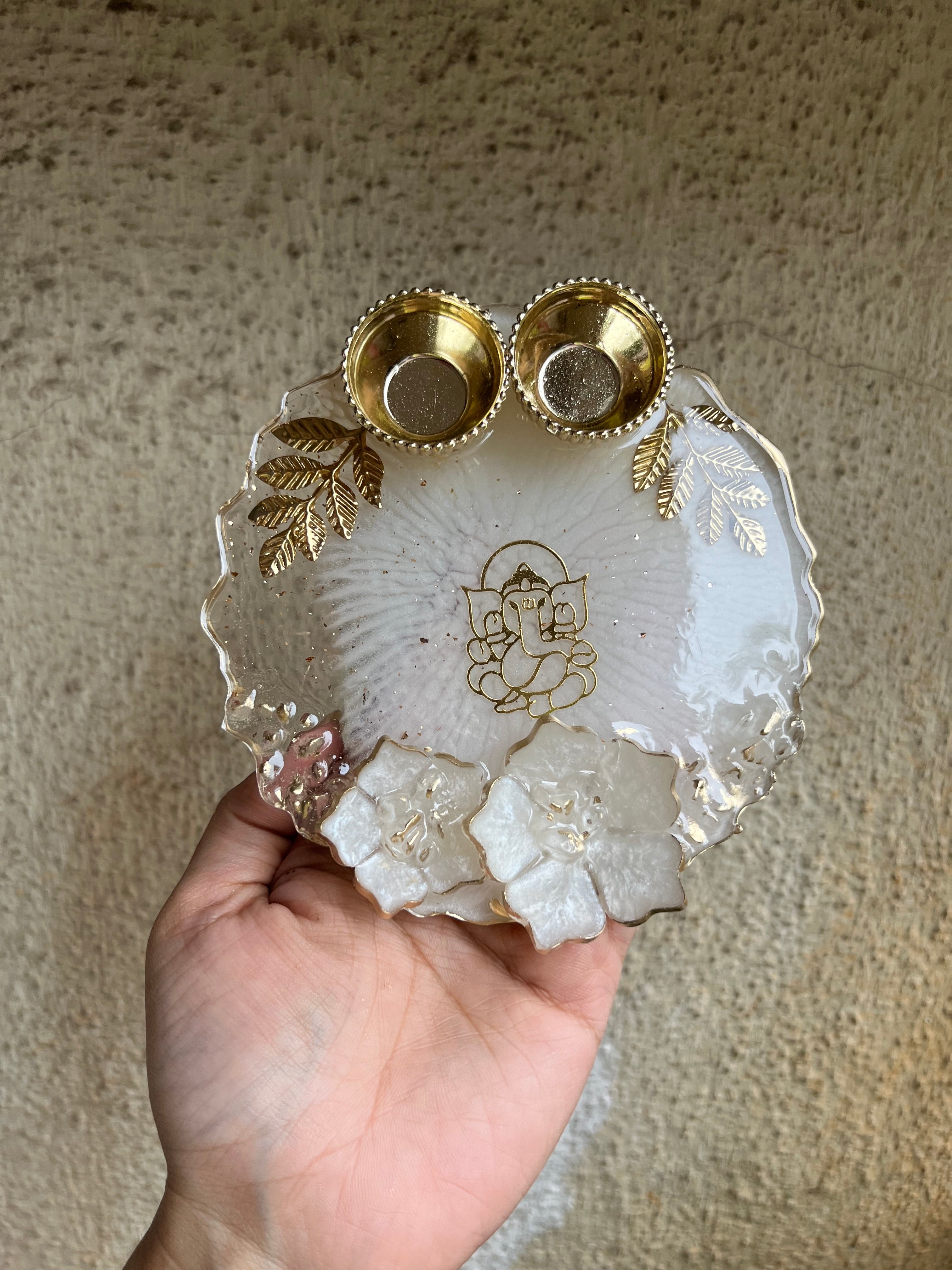 Resin Pooja Thali 5 Inch - Arteanu By Anushka