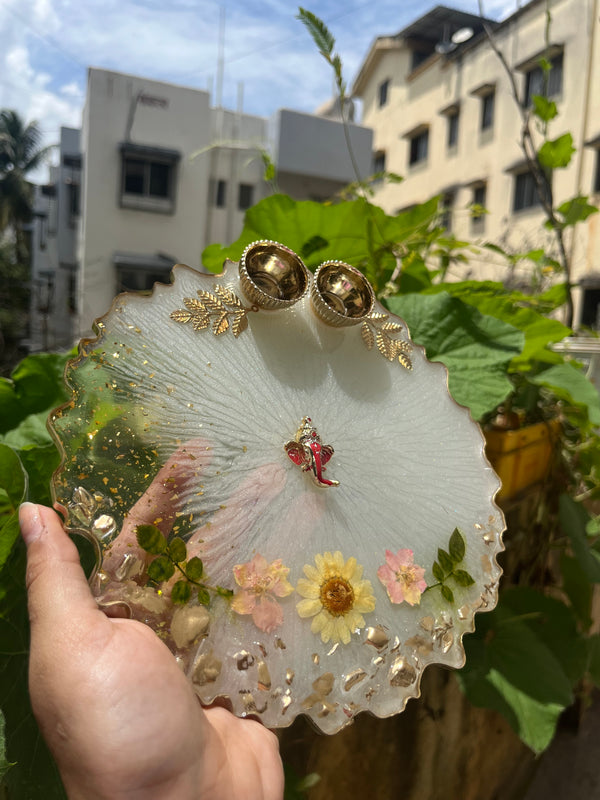 Resin Pooja Thali 01 - Arteanu By Anushka