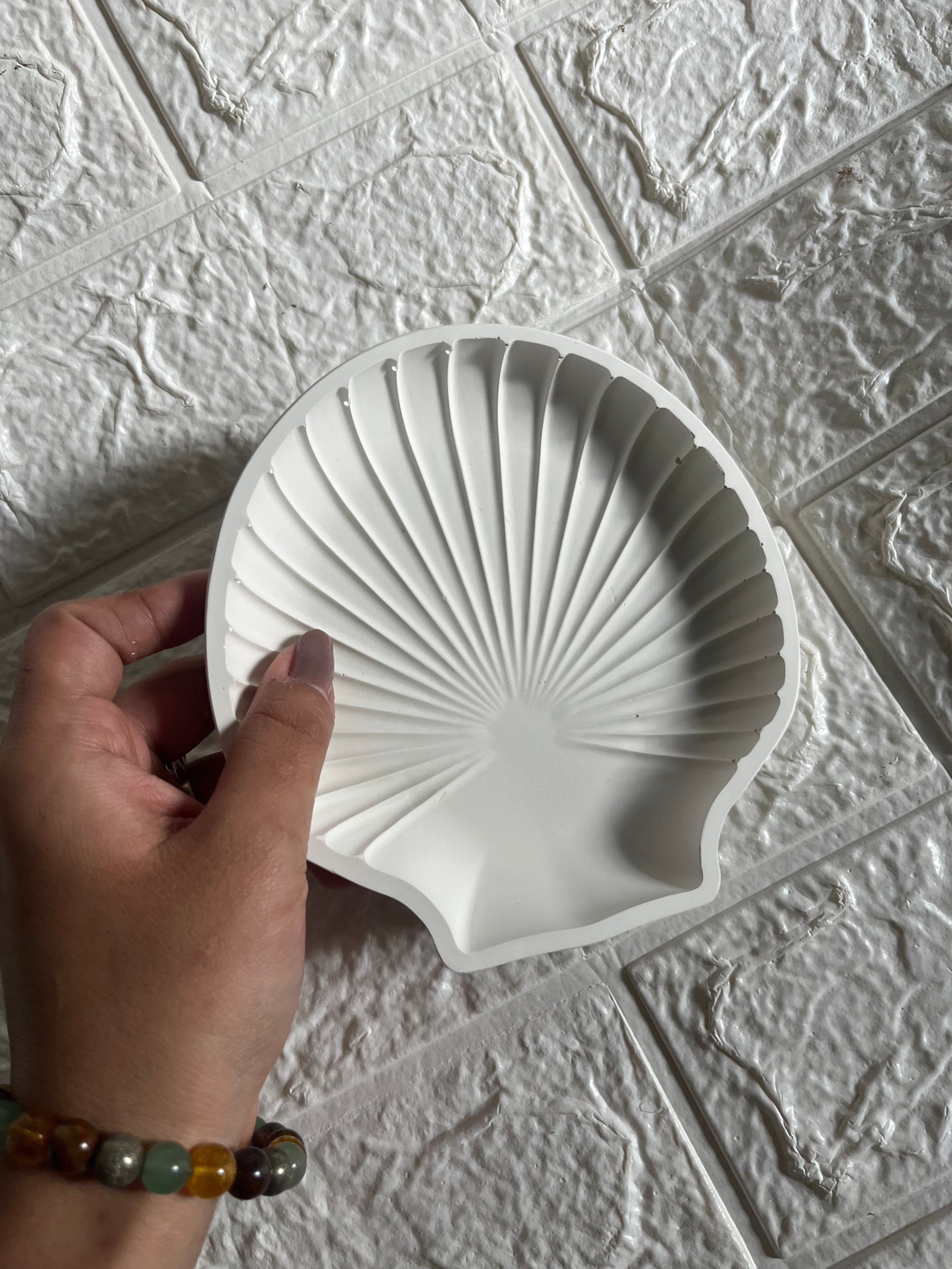 Concrete Shell Trinket