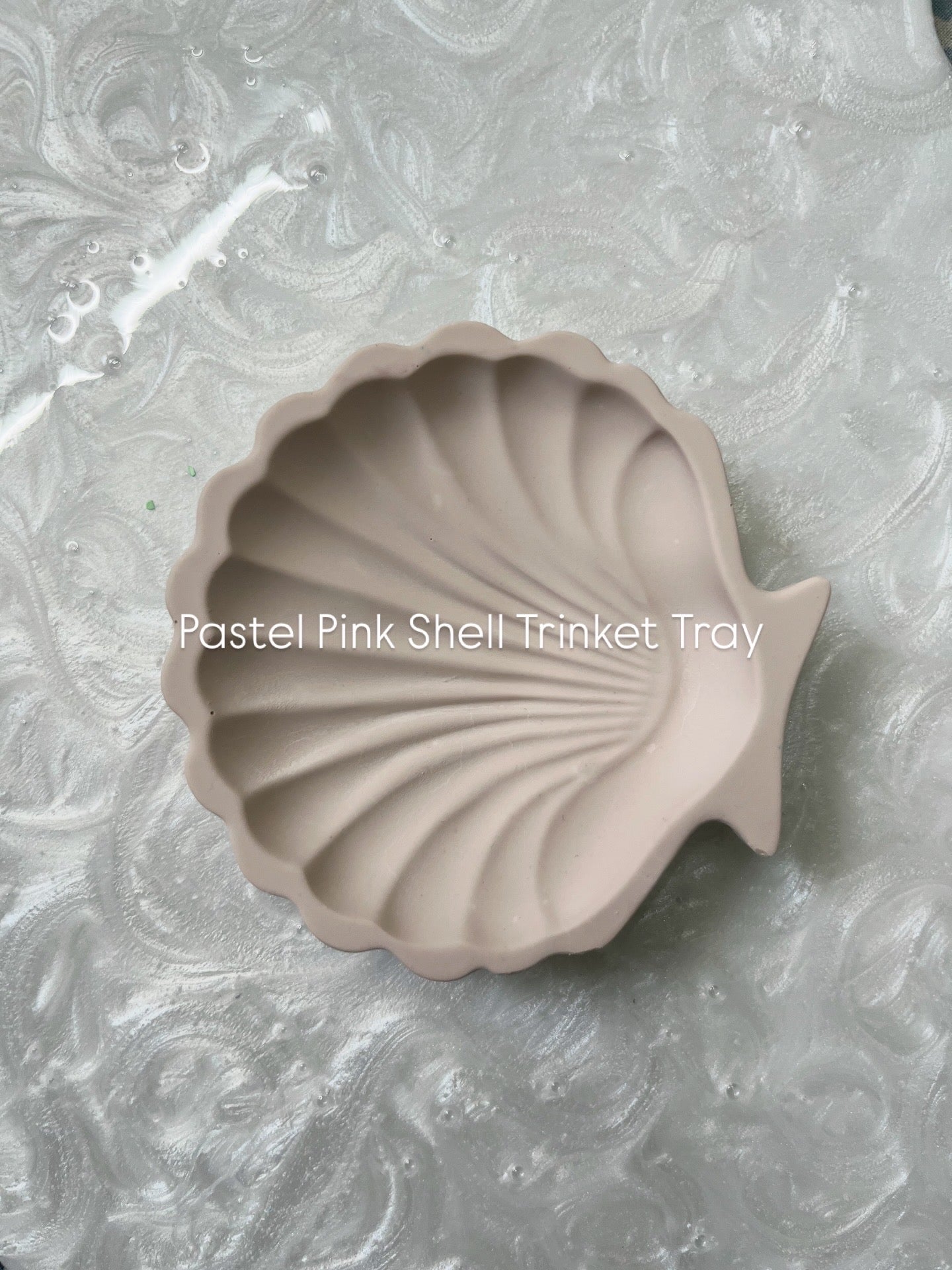 AuraShell Decorative Concrete Dish