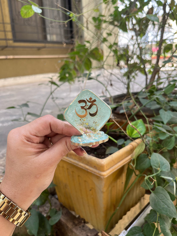 Resin Car Dashboard Holder - Arteanu By Anushka