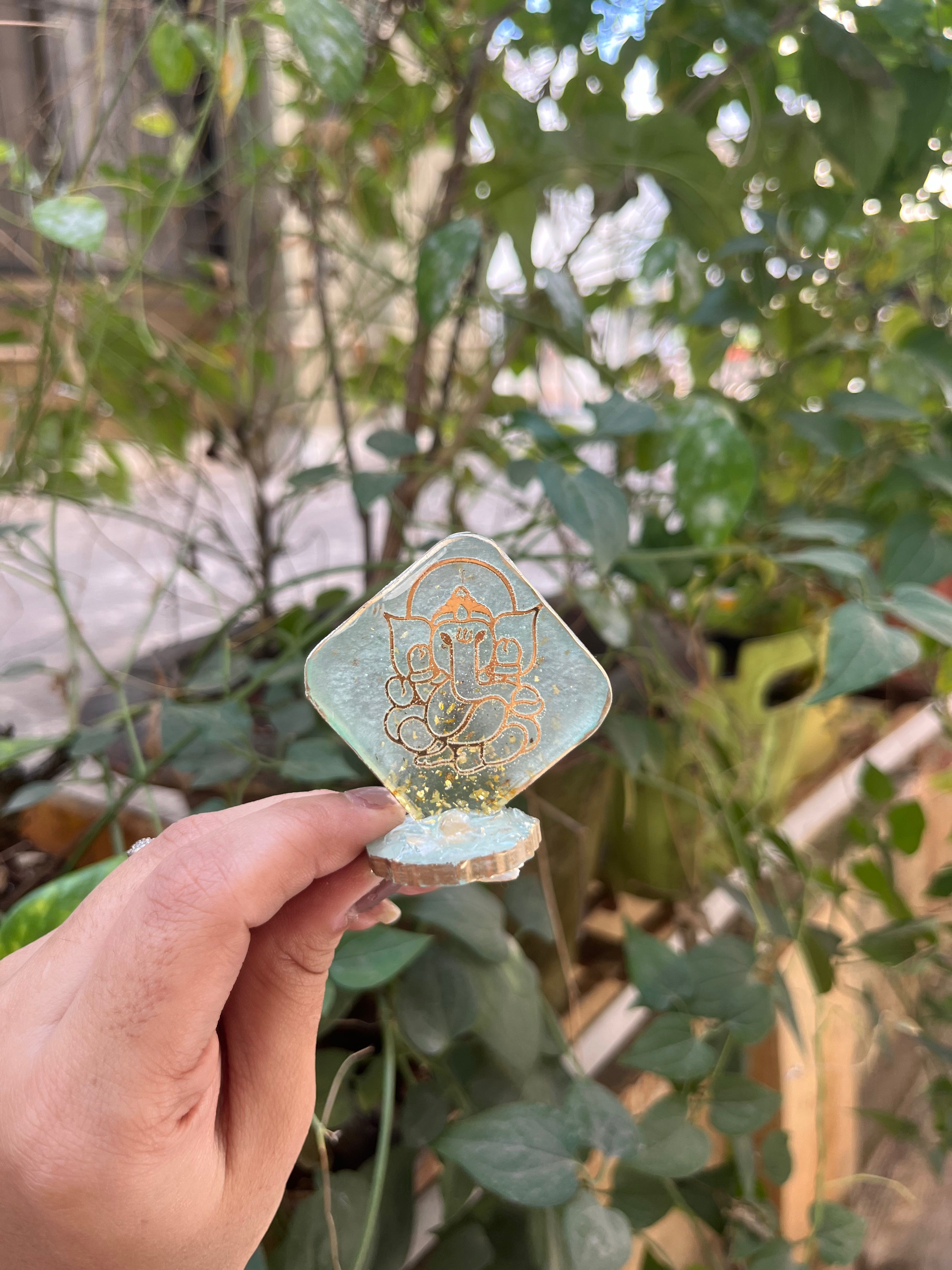 Resin Car Dashboard Holder - Arteanu By Anushka