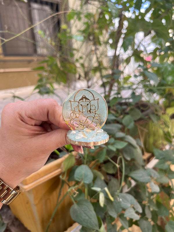 Resin Car Dashboard Holder - Arteanu By Anushka