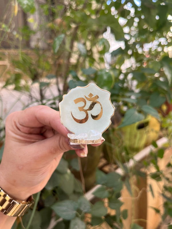 Resin Car Dashboard Holder - Arteanu By Anushka